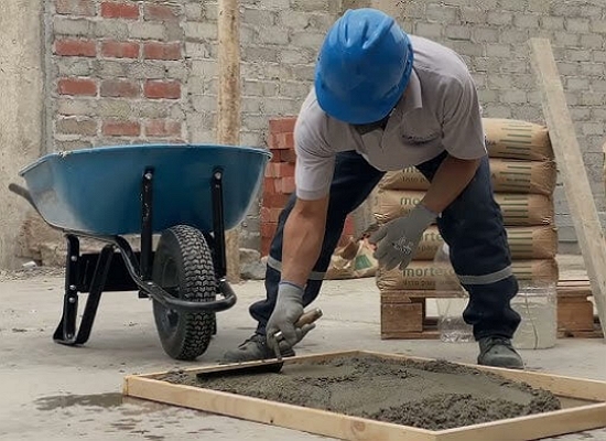 Cómo se utiliza el concreto seco en sacos